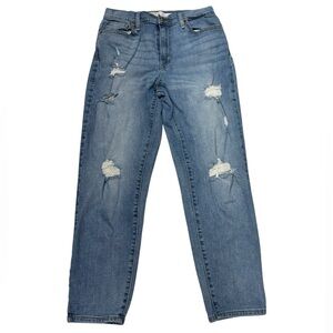 Distressed Levi Mom Jeans